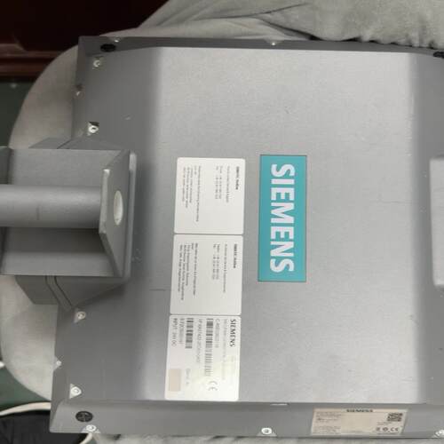 {雅致机械商行}6AV7422-2FD03-0AS0西门子触摸屏有一点磕碰