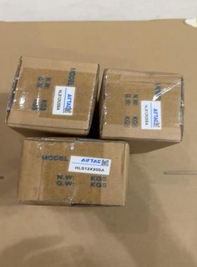 Air TAC气缸HLS12X20SA 共3个 1050