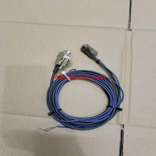 【荣强工控】RSF光栅尺读数头AKMS15，具体型号如图所示