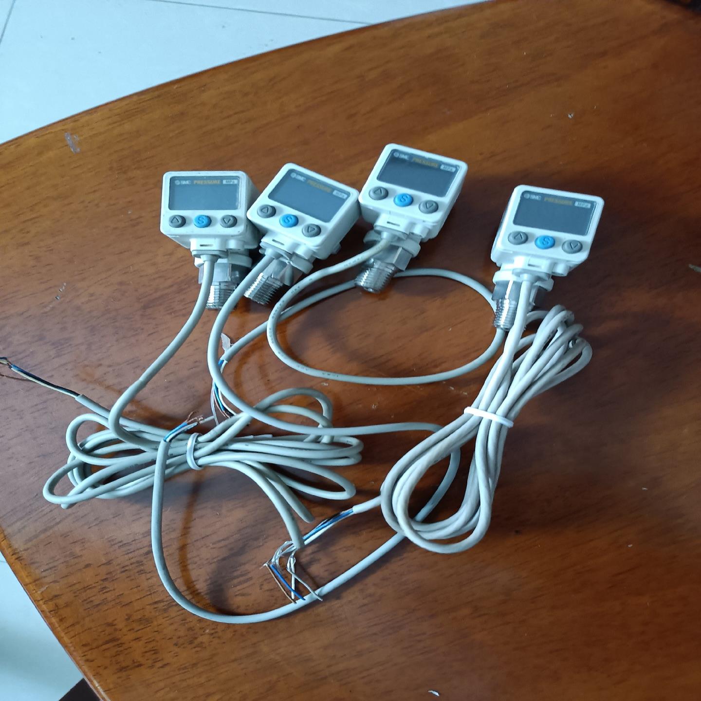 ISE80H-02L-A3只，ISE80H-02L-R数