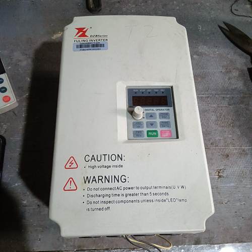 （设备配件）富凌变频器 3.7kW DZB300B003.7L4A 拆机