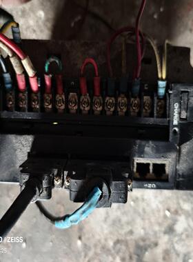 [德峰]东菱伺服驱动器EPS-B1-02D2AA-A000 -G