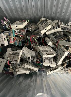 Lenze伦茨E82ZAFPC201IO板、模块、