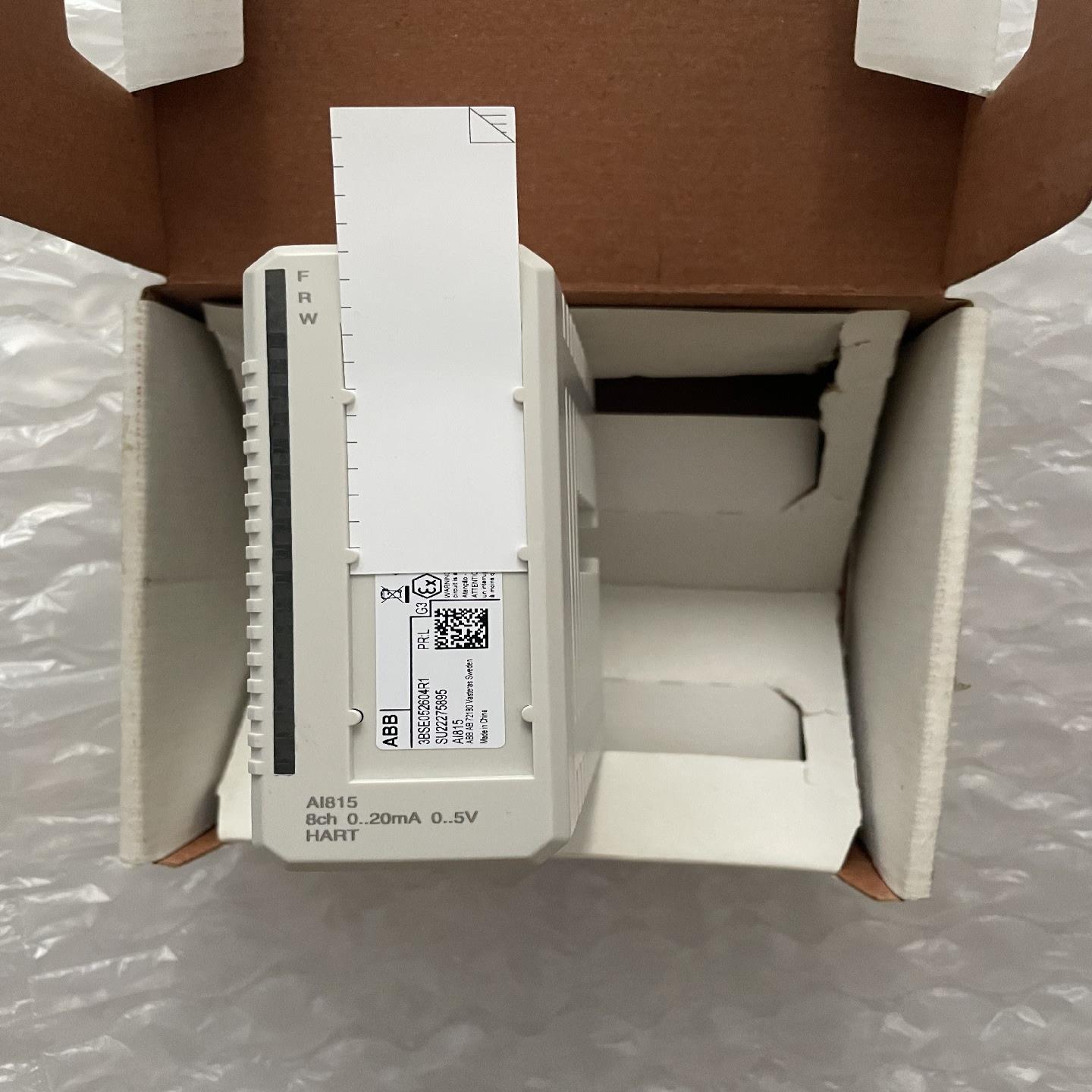 [德峰]ABB模块，型号AI815，功能完好，成色如图。