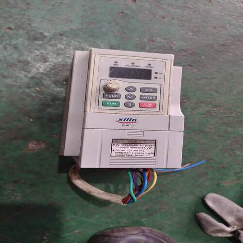 [德峰]西林变频器EH640 S 0.7G A0380V0.75KW