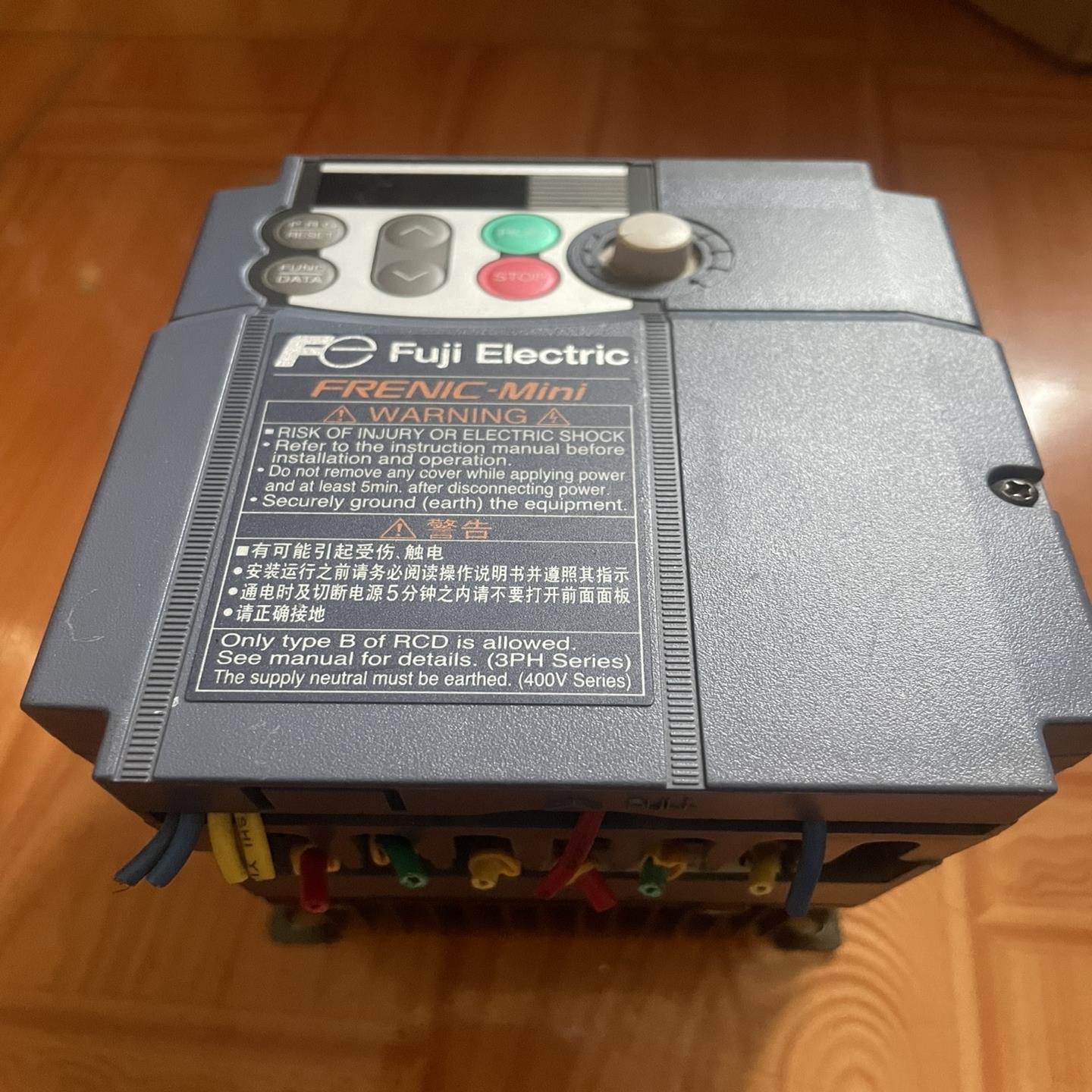 富士变频器FRN 0004 C2S-4C通用三相380V2.(崽崽配件）