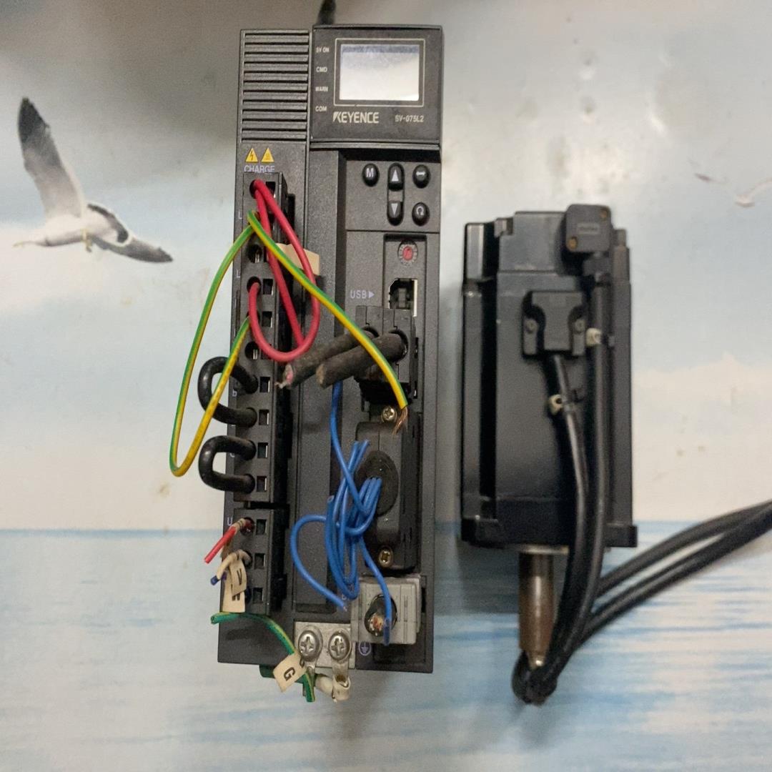 基恩士伺服驱动SV-075L2带电机SV-M075CS