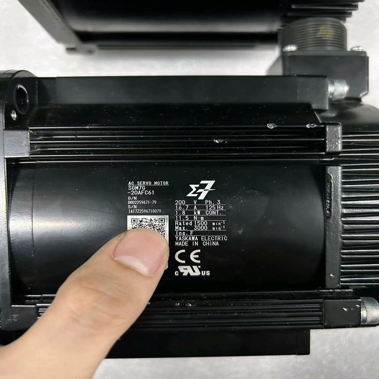 现货安川电机SGM7G-20AFC61正常成色