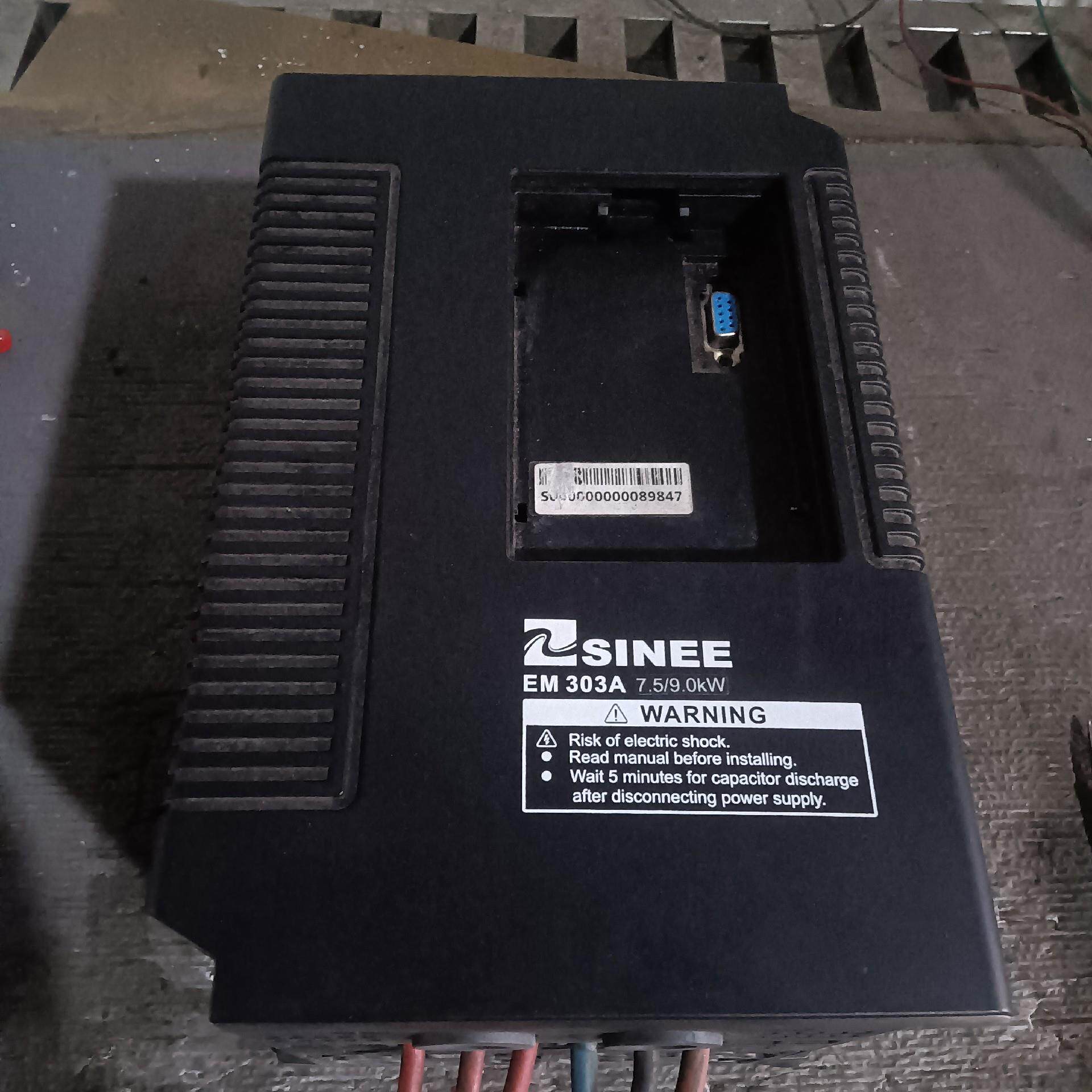 正弦变频器 EM303A-7R5G/9R0P-3AB 7.5