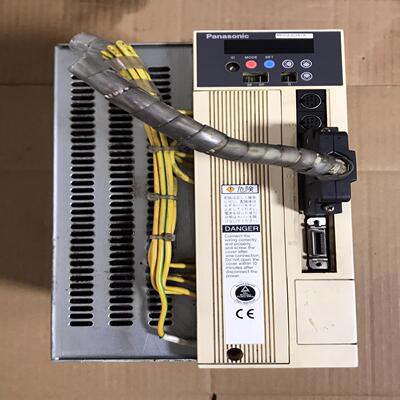 3KW伺服驱动器 MHDA303A1A  功能完好