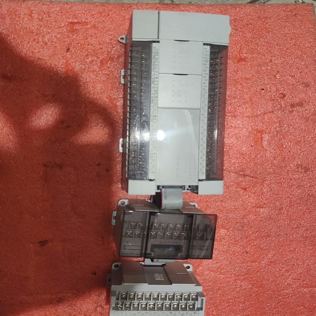 PLC控制器3624MT4H-A，正品，，3