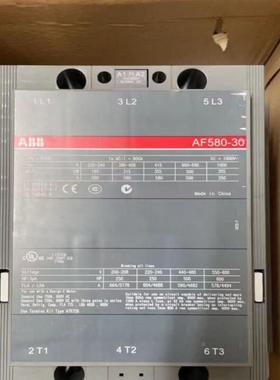 接触器 AF580-30-11 100-250V 全新