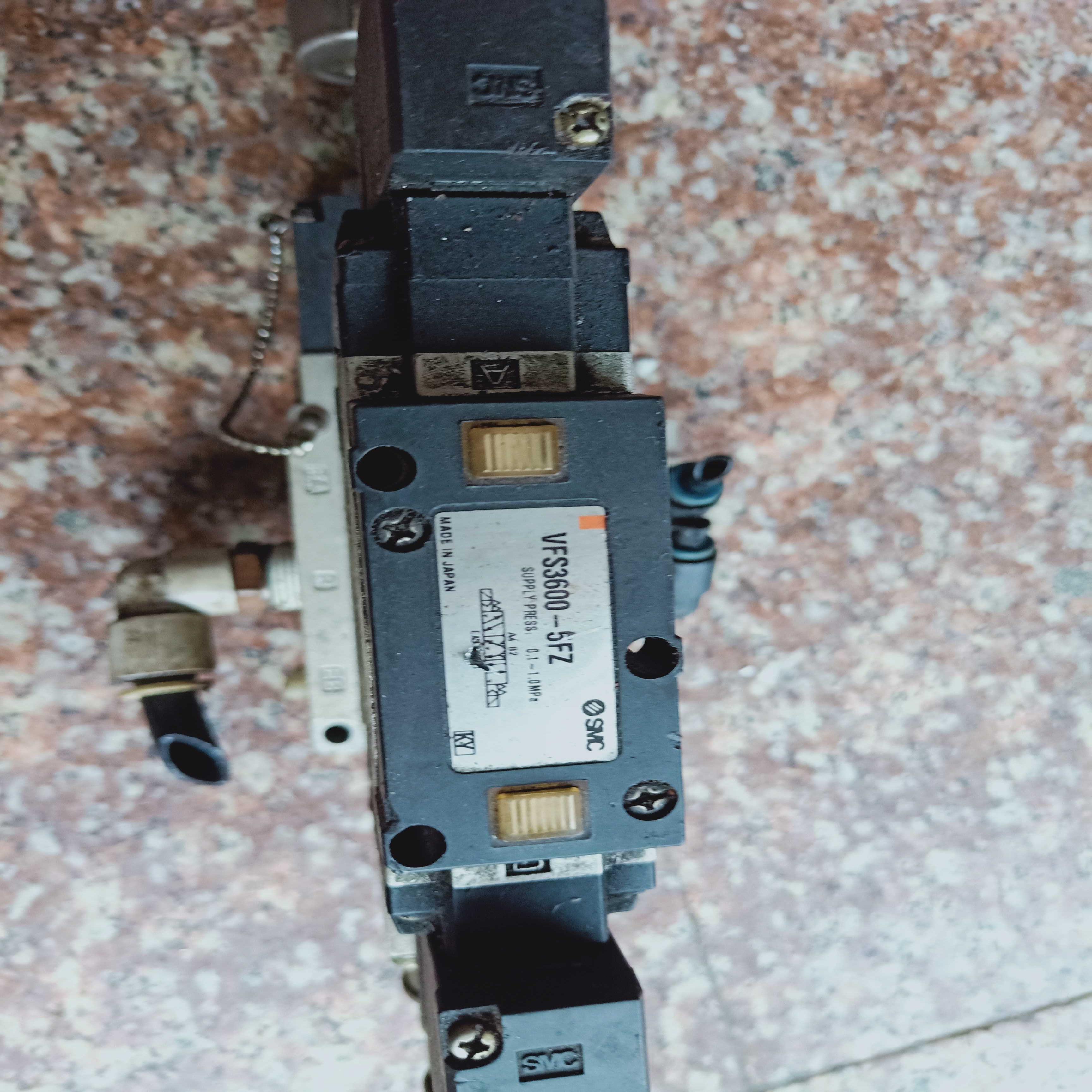 三位五通电磁阀VFS3600-5FZ议价