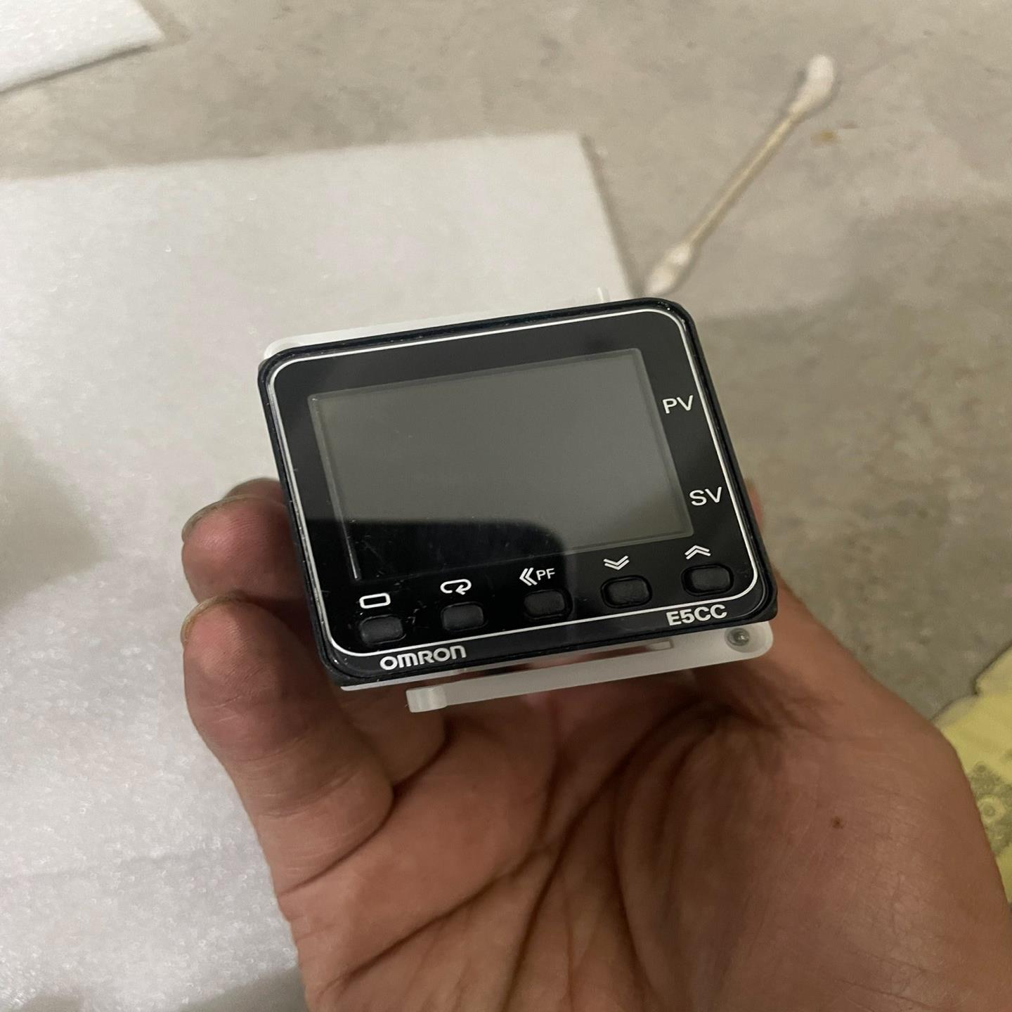 温控器 E5CC-QX2ABM-001 漂亮质量保证