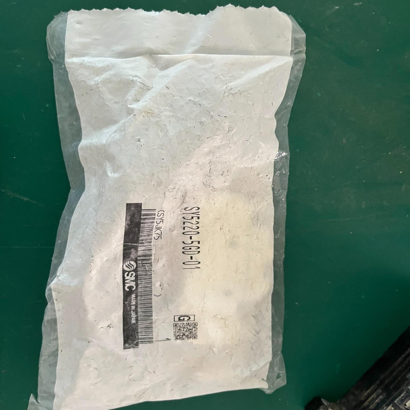 SMC电磁阀SY5220-5GD-01，全新原装，需要的带走