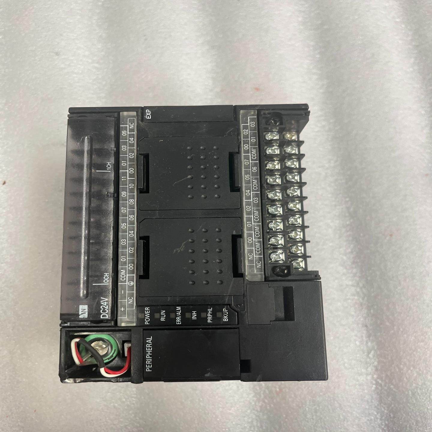 CP1L-M30DT-DPLC成色如图，图