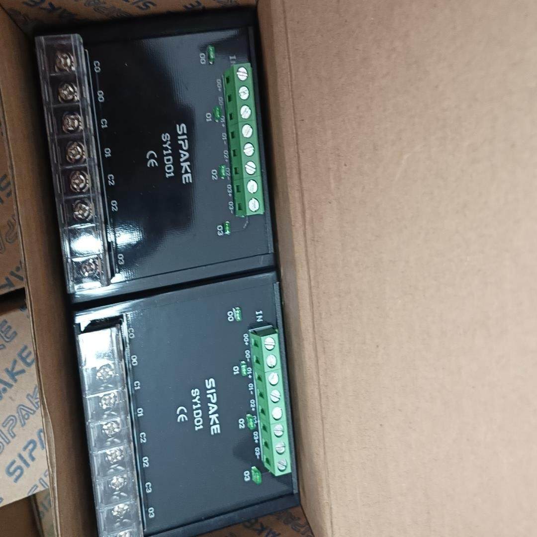 SPAKE交流固态继电器SY1D01,全新闲置9盒，18个议