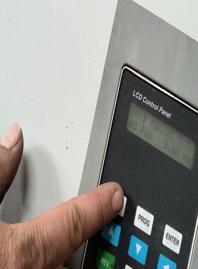 （设备配件）LS变频器SV075iH-4U（VT）拆机75千瓦。