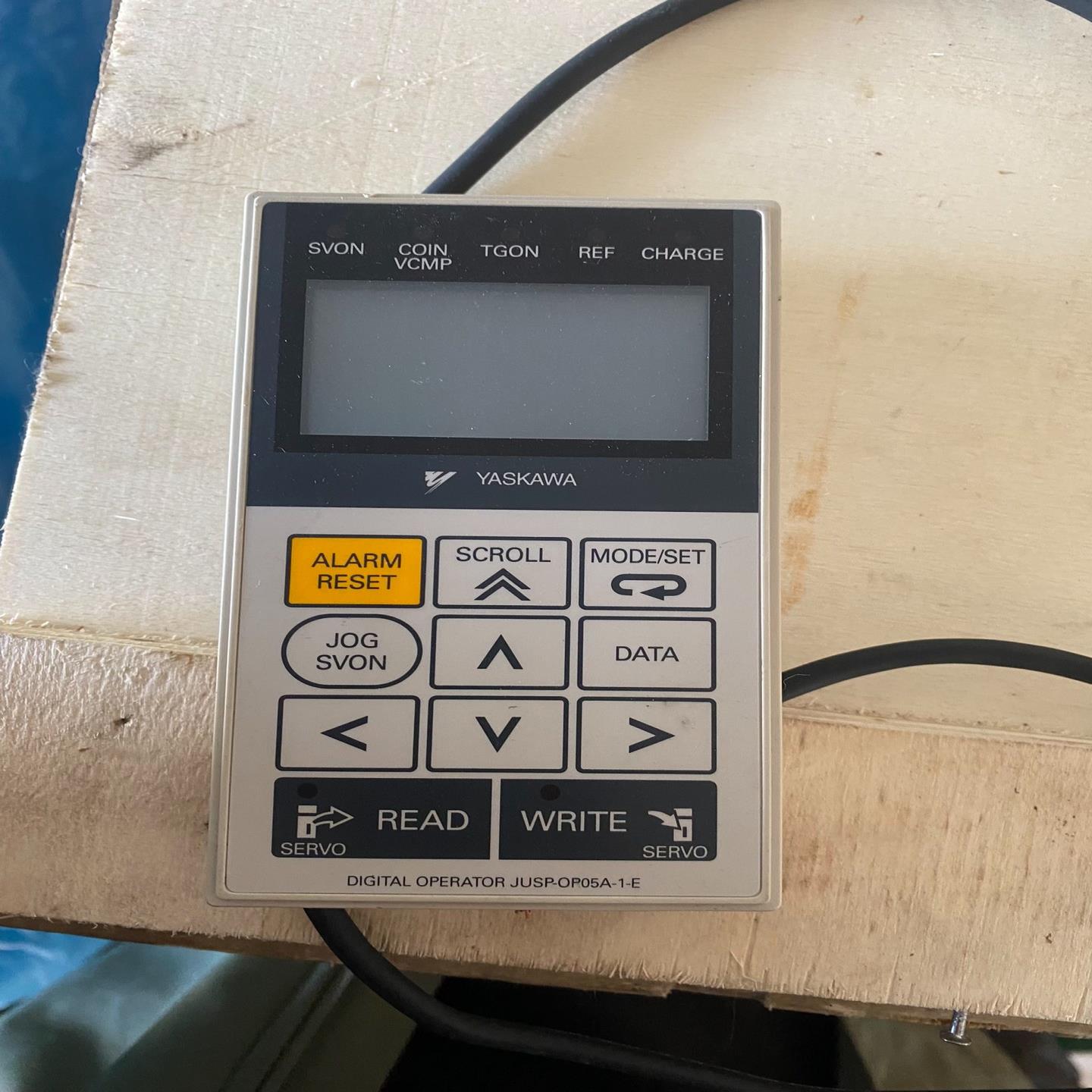 安川伺服YASKAWA操作板，JUSP-OP05A-1-E