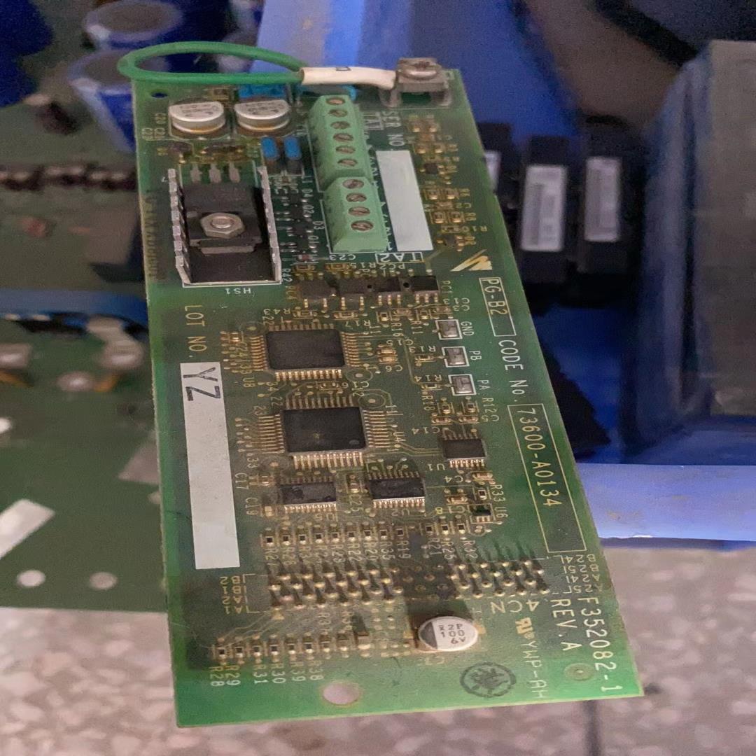 PG-B2 73600-A0134 安川变频器编码器 反