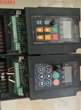 万川VEKO变频器380v.2.2kw成色如图，功能完好，现