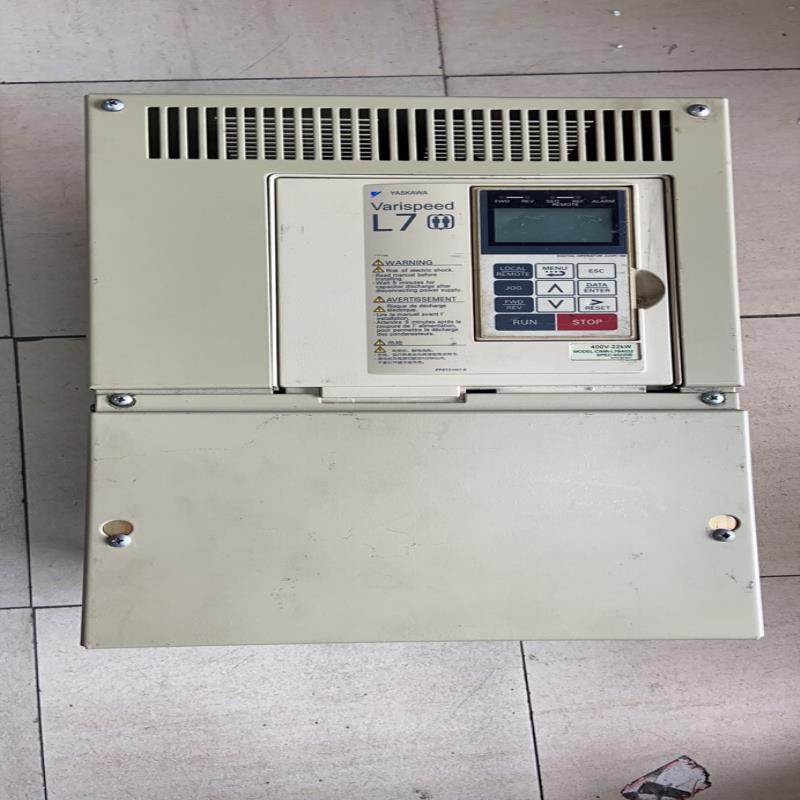 （设备配件）安川变频器L7  CIMR-L7B4022  22KW 38