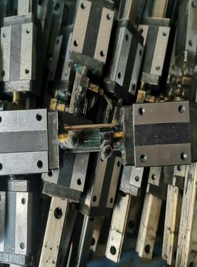 THK滑块导轨HSR20,图片实拍，现货，一条100