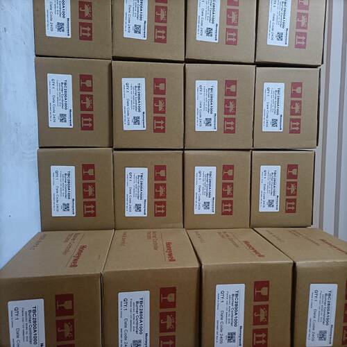 控制器TBC2800A1000 全新很多 便宜出