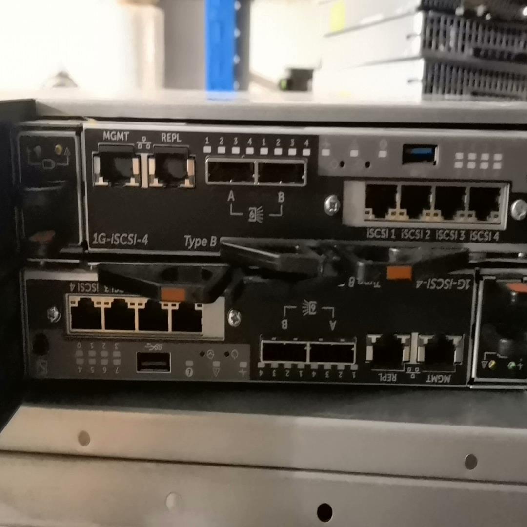 （设备配件）0CWNWH SCv2000 1G-iSCSI-4 1000