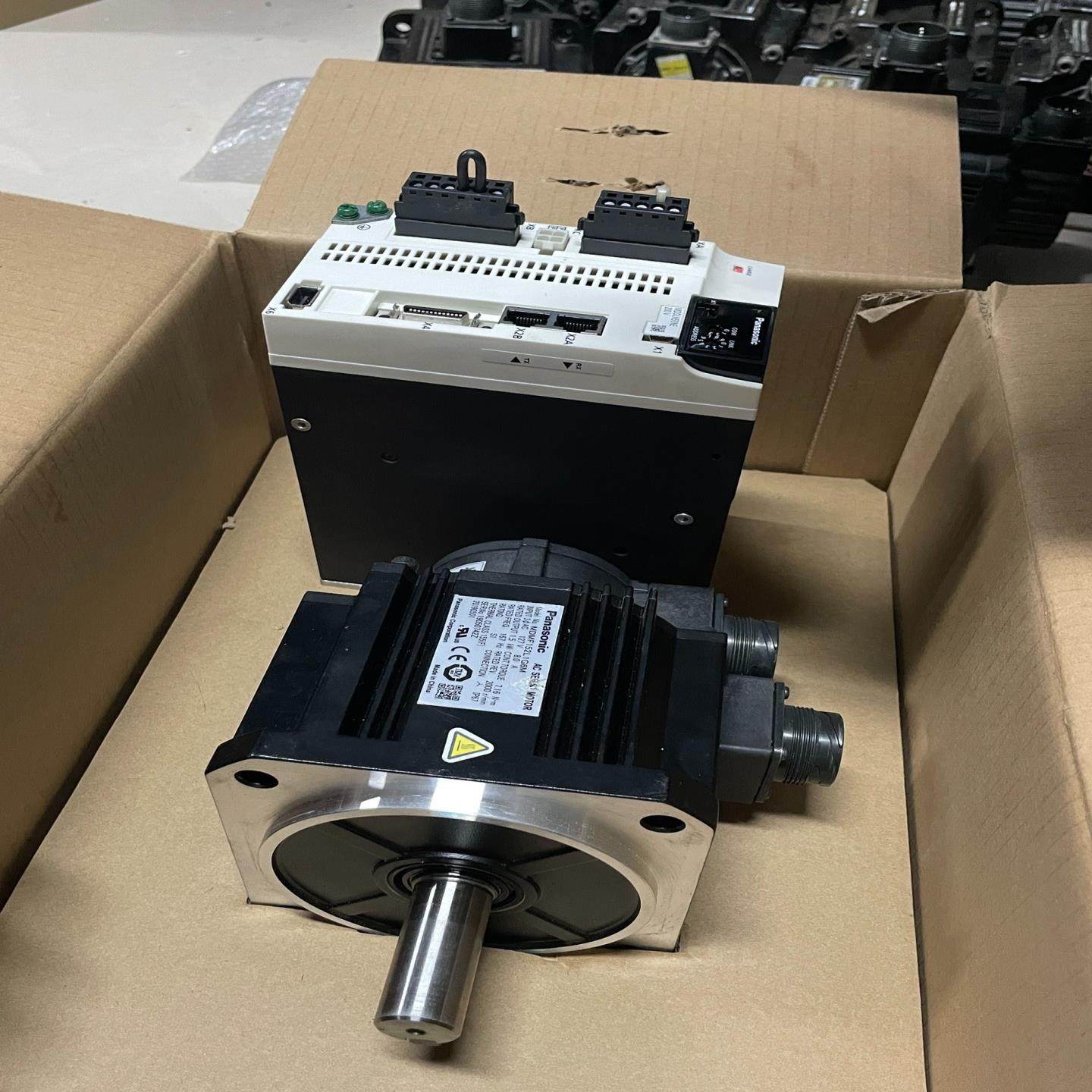 A6   MDDLN55NE＋MDMF152L1G6M，