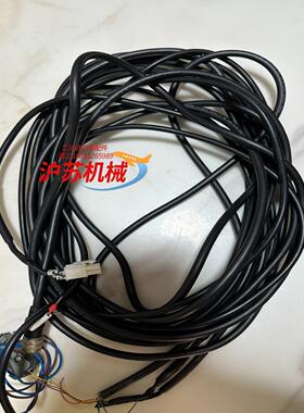 基恩士957KM002  E81221连接线，扫码触发线 ，