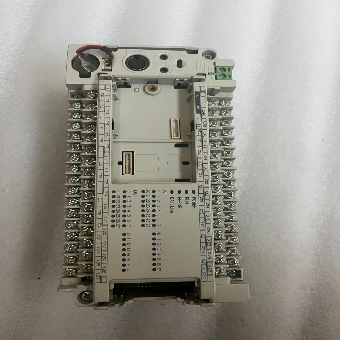 台达DVP48EH00R31台，成色如图，测试功