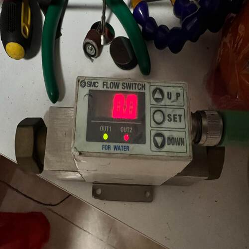 原装，水计，型号:PF2W720-F04-67