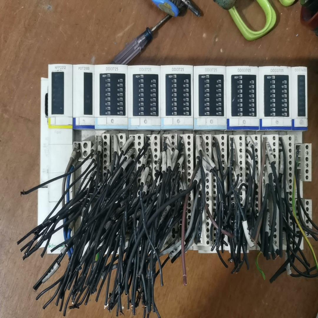 STB系列PLC    NFP2212  PDT310