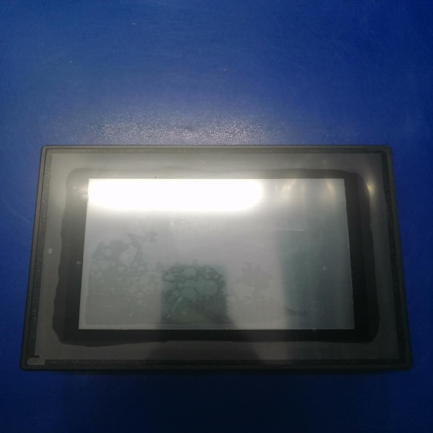 基恩士触摸屏VT3-V7，，正常，只有