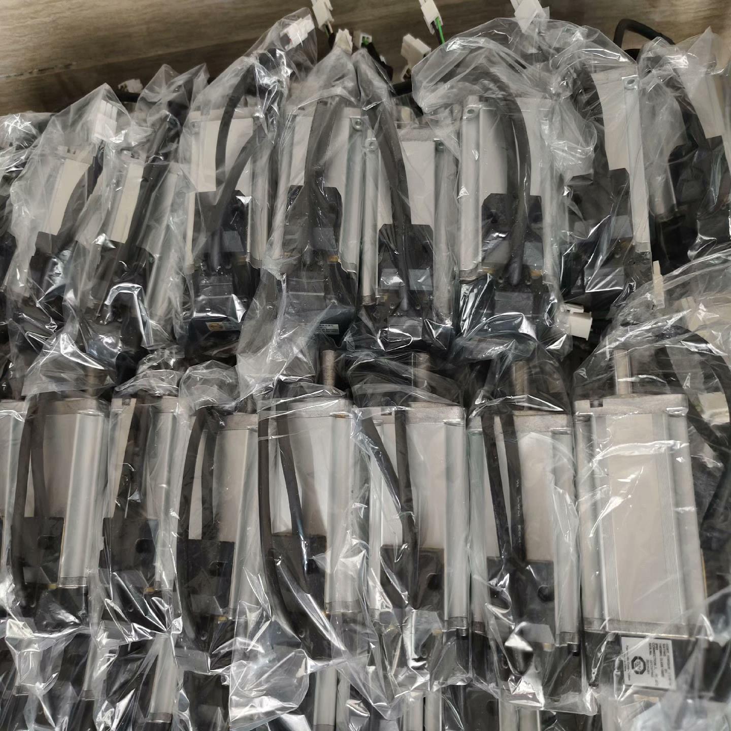 A5  MHMJ042G1U  400W伺服电机