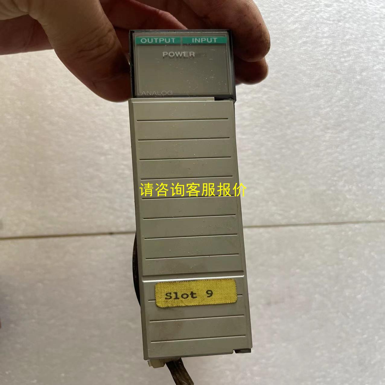 询价AB罗克韦尔 1746-nio4v ，功能包好，成色如图所示