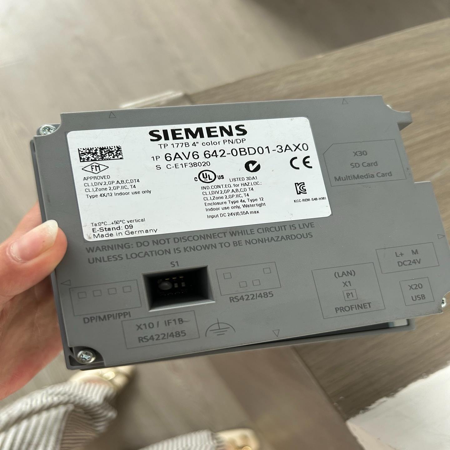 [德峰]-BD01AV66。好642西门子 03-需AX0成色触摸屏