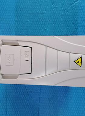 变频器 型号ACS510-01-07A2-4 (3