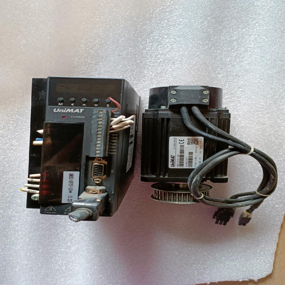 拆机UniMAT伺服驱动器加电机US112-00R8/220