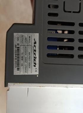 威纶通变频器AR700T-0004，共有2台成色如图现货