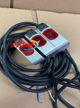 LR-ZB250AN原装基恩士传感器正面的字迹模糊功