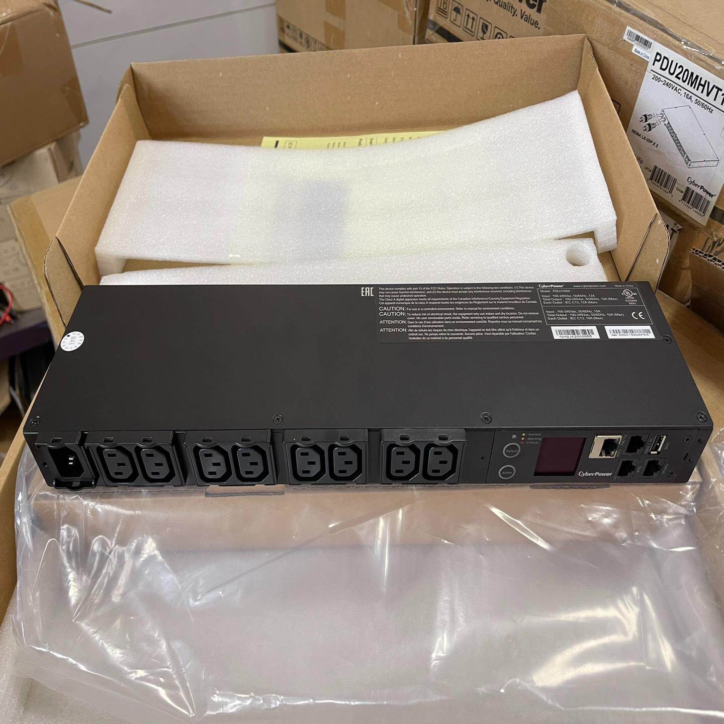 （设备配件）CyberPower PDU31004 数据中心智能远程管理