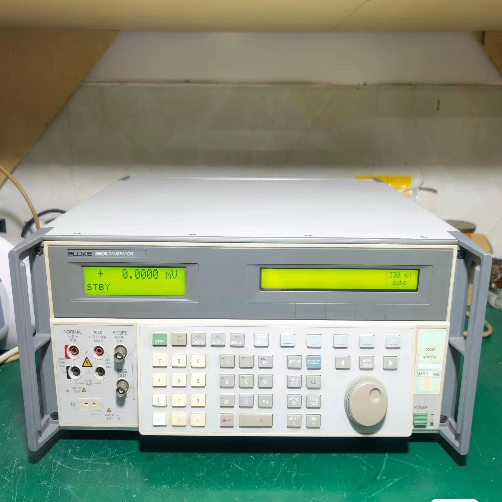（设备配件）FLUKE福禄克5500A标准源  。功能正常