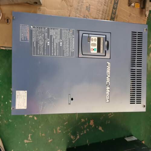 富士变频器FRN75G1S-4C，正常使用，成色嘎嘎新，实图