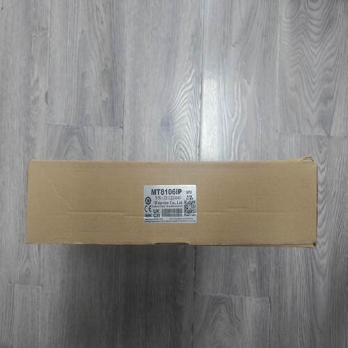 威纶通触摸屏MT8106IP