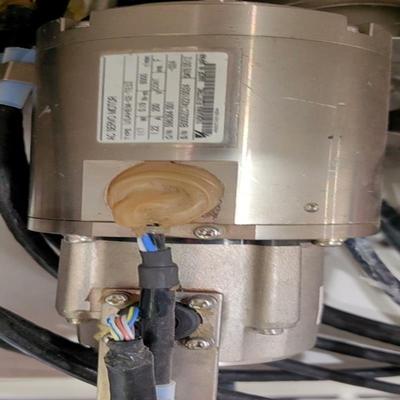 （设备配件）YASKAWA AC SERVO MOTOR USAHEM-