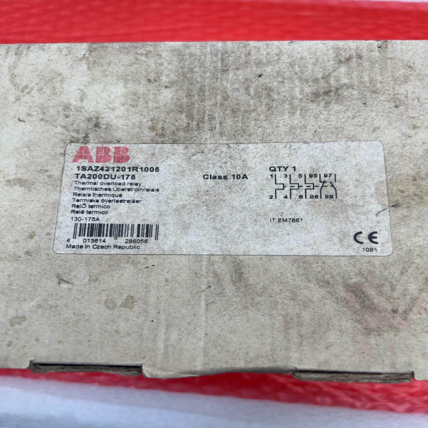 ABB热继电器 TA200DU-175 原包装库存一个议价