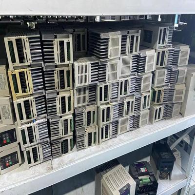 变频器BFV00042GK 0.4KW 220V质量很好