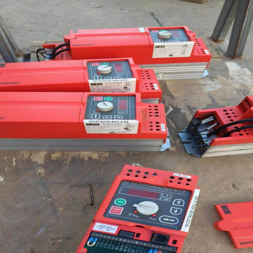 SEW伺服驱动器MC07A030-5A3-4-00 3KW议价